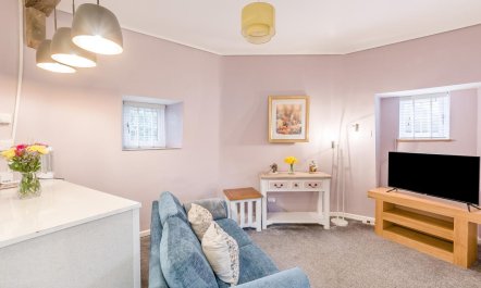 1 Bed in Hunston
