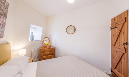 1 Bed in Hunston 7