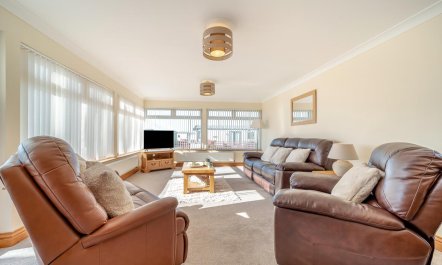 3 Bed in Port William 7