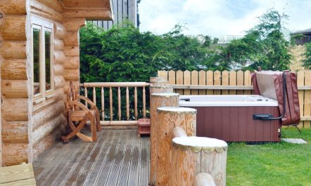 2 Bed in Groesffordd Marli 3