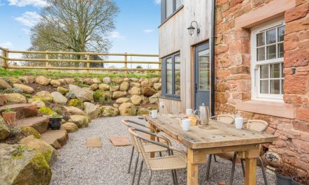2 Bed in Glassonby 4