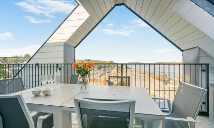 3 Bed in Padstow 1