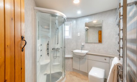 1 Bed in Hunston 4
