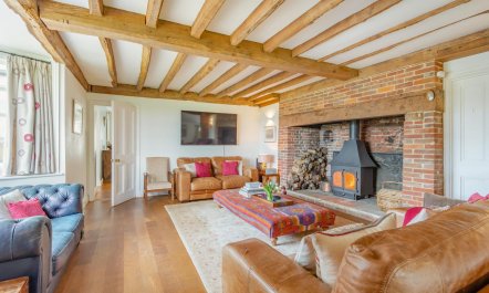 6 Bed in Hadlow Down 2