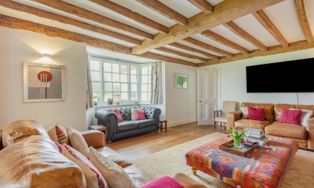 6 Bed in Hadlow Down 3