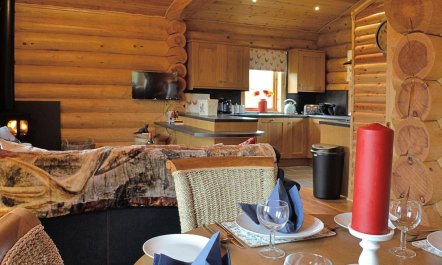 2 Bed in Groesffordd Marli 3