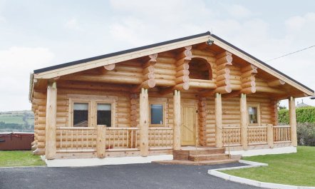 2 Bed in Groesffordd Marli