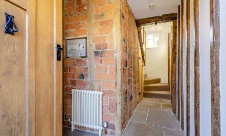 4 Bed in Borrowby 5