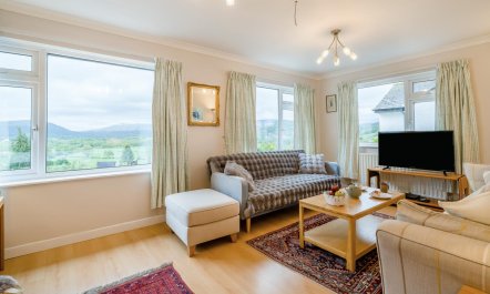 3 Bed in Braithwaite 2