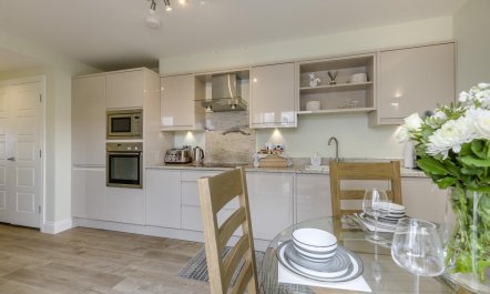 2 Bed in Seahouses 9