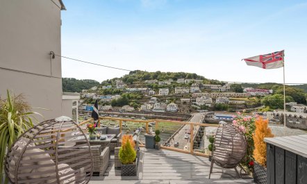 4 Bed in Looe 4