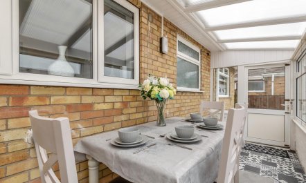3 Bed in Chapel St. Leonards 3