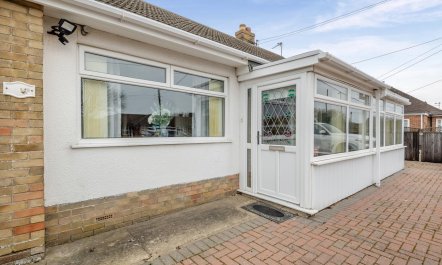 3 Bed in Chapel St. Leonards 9