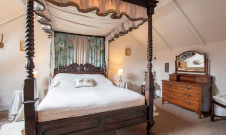 1 Bed in Castleton 7