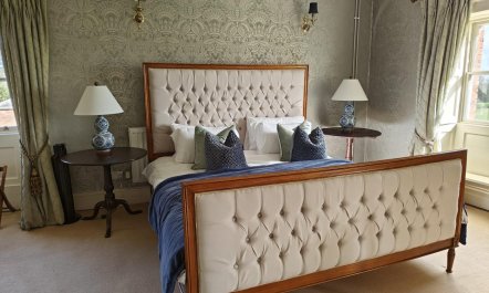 17 Bed in Southwell 9