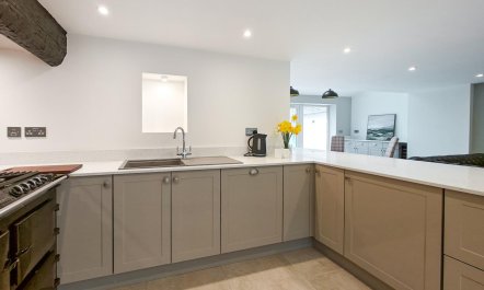 5 Bed in Llandegla 3