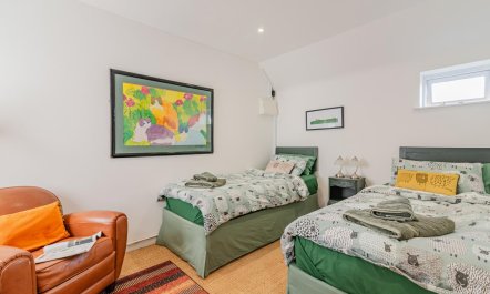 2 Bed in Westfield 5