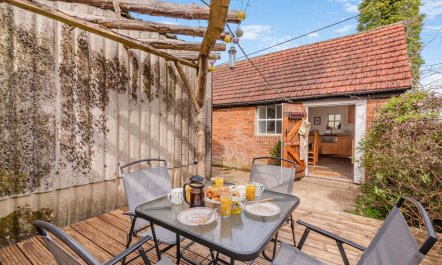 2 Bed in Westfield 0