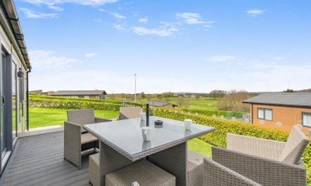 2 Bed in Bentham
