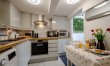2 Bed in Warwick 1