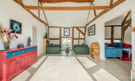 3 Bed in Eastbury 3