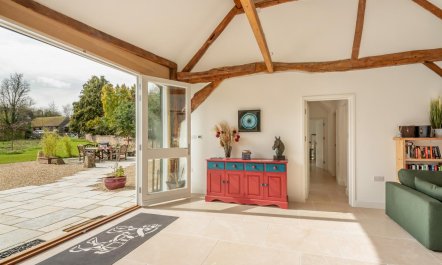 3 Bed in Eastbury 4