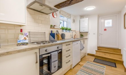 1 Bed in Church Stretton 8