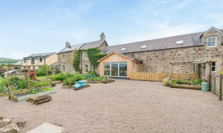 3 Bed in Thankerton 1