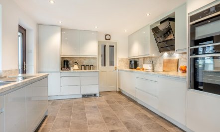 4 Bed in Snape 2