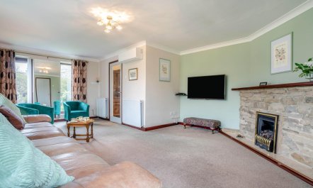 4 Bed in Snape 6