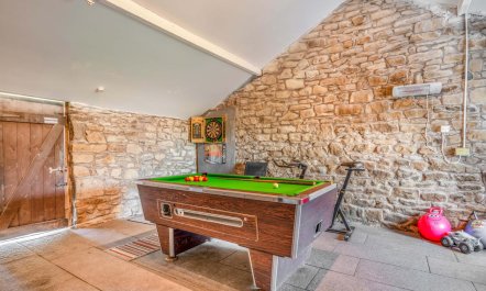 6 Bed in Blackburn 4