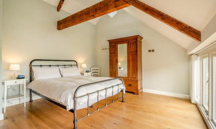2 Bed in Shapwick 1