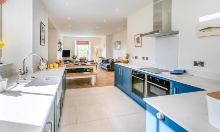 3 Bed in St. Levan