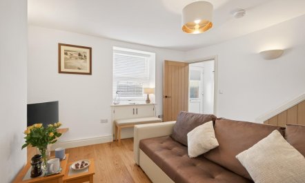 2 Bed in Aberystwyth 6