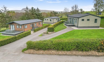 2 Bed in Bentham 7