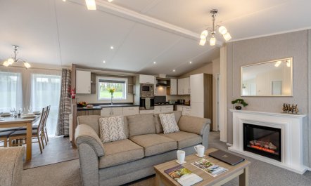 2 Bed in Bentham 4