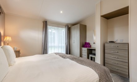 2 Bed in Bentham 3