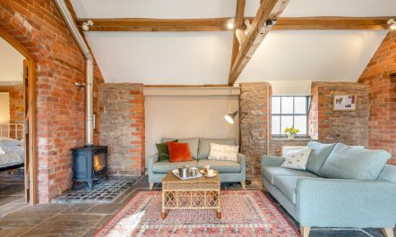 2 Bed in Whitbourne