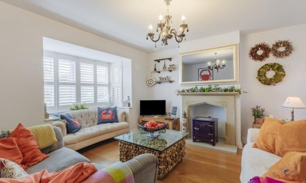 3 Bed in Docking 1
