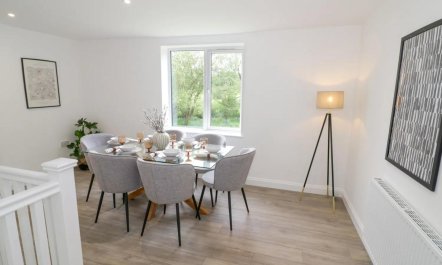 4 Bed in Swindon 2
