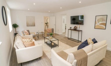 4 Bed in Swindon