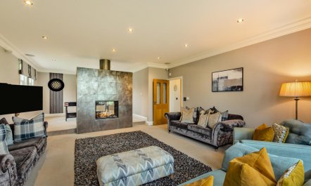 5 Bed in Weeton 1