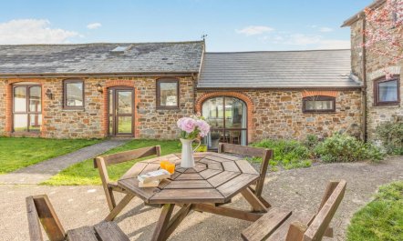 2 Bed in Bude