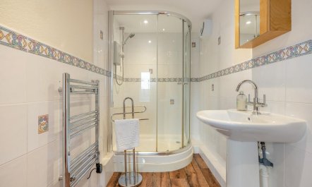 2 Bed in Fearby 4
