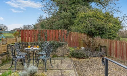 2 Bed in Fearby 5