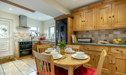 2 Bed in Fearby 2