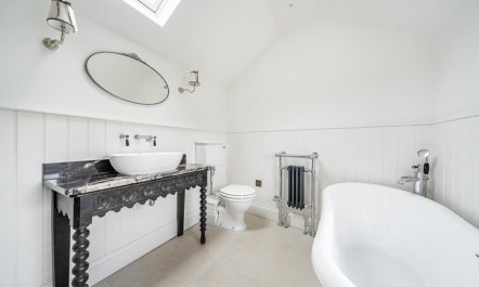 3 Bed in Mumbles 4