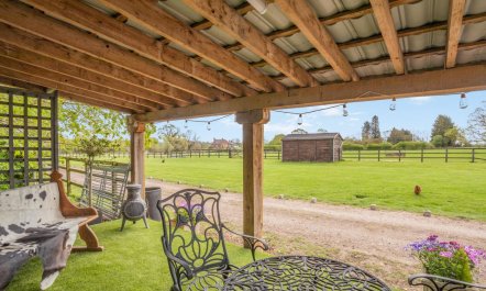 1 Bed in Tilbrook 1