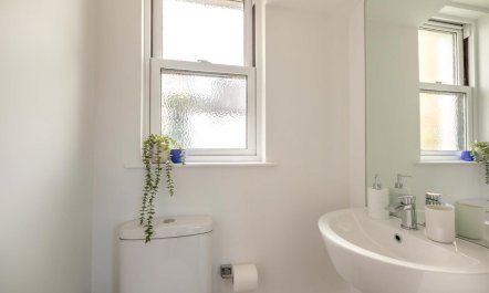 2 Bed in Dartmouth 9