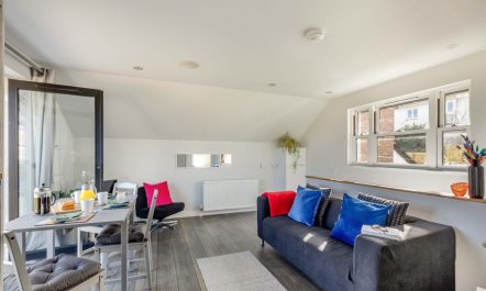 2 Bed in Dartmouth 5